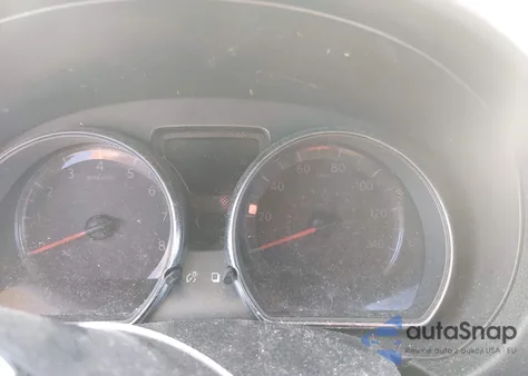 2015 Nissan Versa Note S Plus z USA, uszkodzony, nr VIN 3N1CE2CP0FL368888